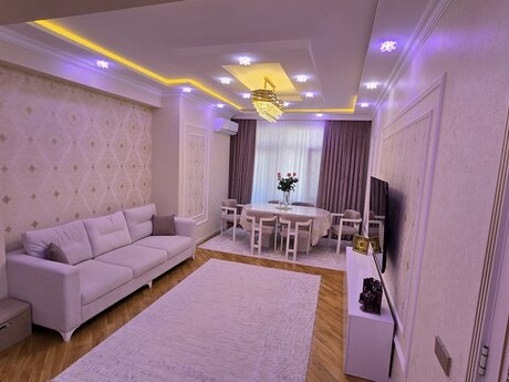Qara Qarayev m.