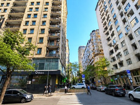 3 otaqlı yeni tikili - Nizami m. - 135 m²