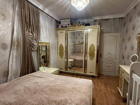 3 otaqlı köhnə tikili - Bakıxanov q. - 60 m²