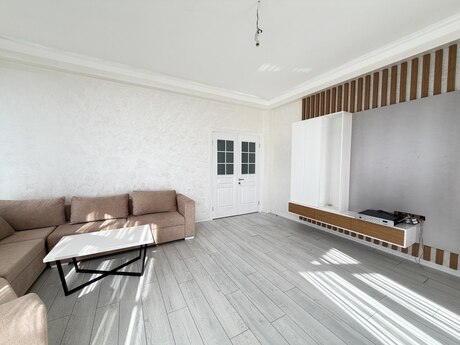 İnşaatçılarda 3 otaqlı yeni tikili mənzil satılır, 130 m², 308 000 AZN, şəkil 3 / 12