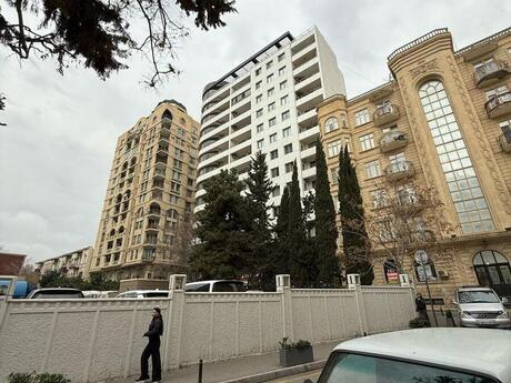 Elan №6202847 - Bakı, Sahil m., 4 otaqlı, 220 m², 7/15 mərtəbə