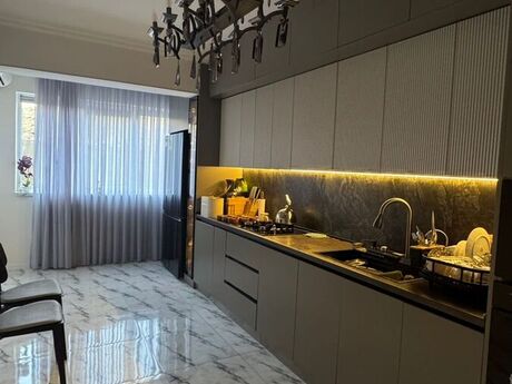 Elan №6203047 - Bakı, Nizami r., 3 otaqlı, 136 m², 3/17 mərtəbə