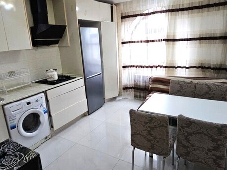 Объявление №6203044 - Баку, м. Ахмедлы, 2-комн., 85 м², 14/14 этаж