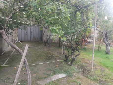6 otaqlı həyət evi, 234 m², Bakıxanov: 230 000 ₼ 2