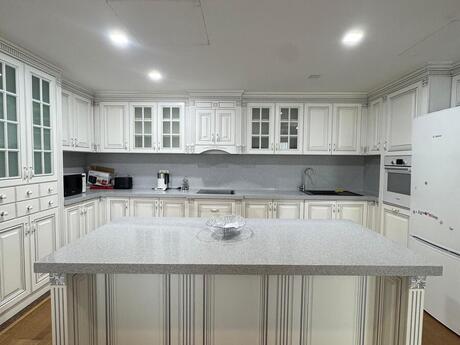 Kirayə 3 otaqlı mənzil, 170 m², Port Baku Residence: 3 000 ₼/ay 3