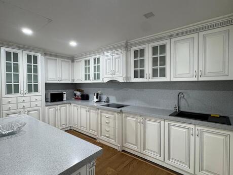 Kirayə 3 otaqlı mənzil, 170 m², Port Baku Residence: 3 000 ₼/ay 2