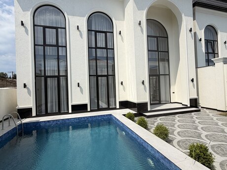 Mərdəkanda 4 otaqlı həyət evi satılır, 140 m², 365 000 AZN, şəkil 2 / 12