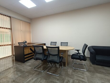 4 otaqlı ofis - Şah İsmayıl Xətai m. - 130 m²