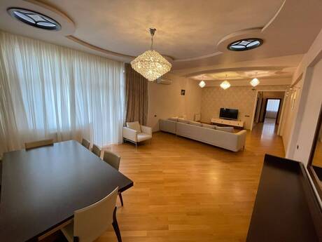 Kirayə 3 otaqlı mənzil, 170 m², Elmlər Akademiyası: 1 500 ₼/ay 2