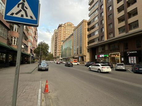 3 otaqlı mənzil, 148 m², Nəsimi: 310 000 ₼ 3