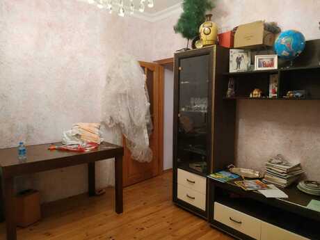 2 otaqlı köhnə tikili - Yeni Günəşli q. - 50 m²