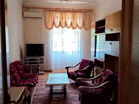 Elmlər Akademiyası m.