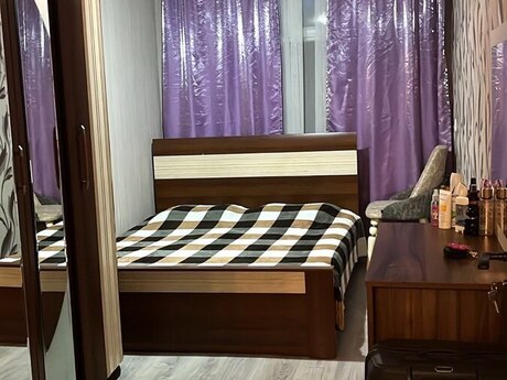 2 otaqlı köhnə tikili - Neftçilər m. - 65 m²