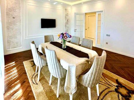 3 otaqlı mənzil, 106 m², Qara Qarayev: 288 000 ₼ 2