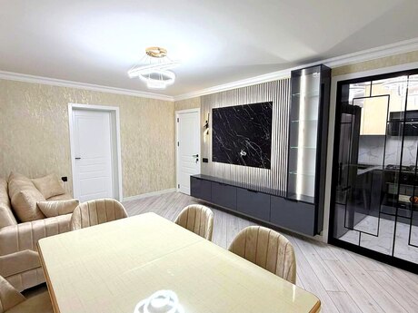 3 otaqlı köhnə tikili - Gənclik m. - 75.5 m²