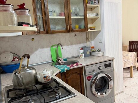 2 otaqlı köhnə tikili - Neftçilər m. - 60 m²