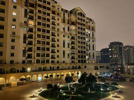 4-комн. новостройка - м. Низами - 210 м²