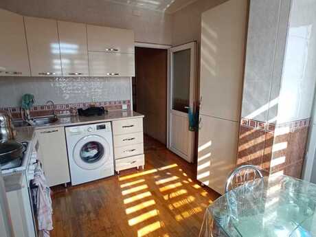 4 otaqlı köhnə tikili - Həzi Aslanov m. - 120 m²