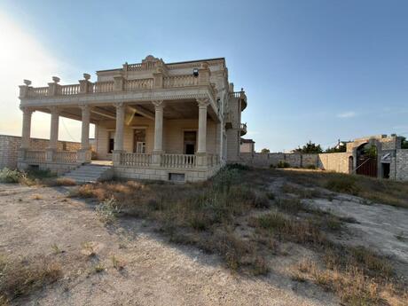 10 otaqlı həyət evi, 1 300 m², Şüvəlan: 1 300 000 ₼ 2