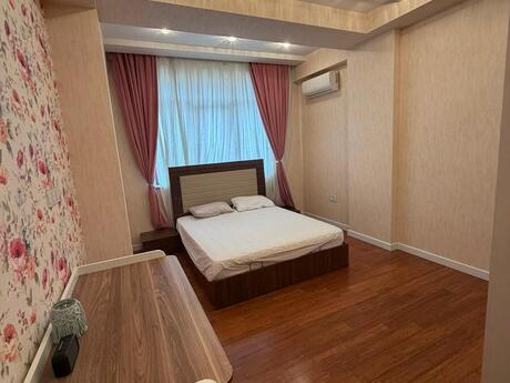4 otaqlı yeni tikili - 28 May m. - 185 m²