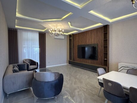 6 otaqlı həyət evi/bağ evi - Mərdəkan q. - 270 m²