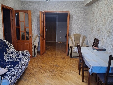 3 otaqlı köhnə tikili - 28 May m. - 80 m²
