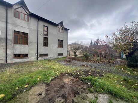 5 otaqlı həyət evi, 280 m², Qaraçuxur: 330 000 ₼ 2