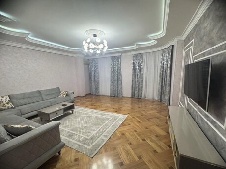 3 otaqlı yeni tikili - Nəsimi r. - 150 m²