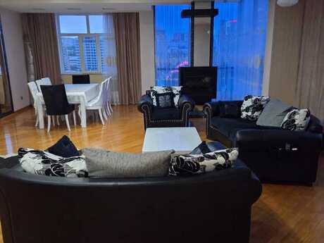 3 otaqlı yeni tikili - 28 May m. - 165 m²