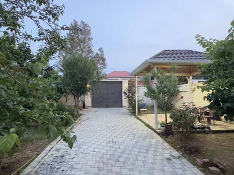 3-комн. дом/дача - пос. Мардакан - 140 м²