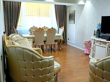 3 otaqlı köhnə tikili - Elmlər Akademiyası m. - 85.5 m²