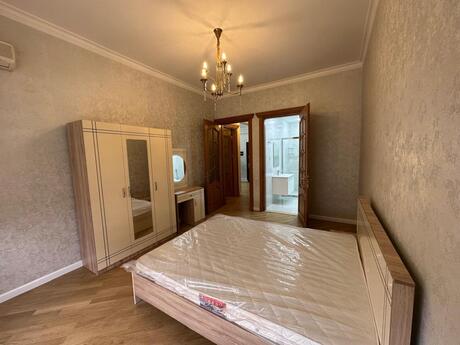 Kirayə 3 otaqlı mənzil, 160 m², 28 May: 1 500 ₼/ay 5