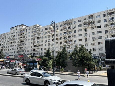 м. Ази Асланов
