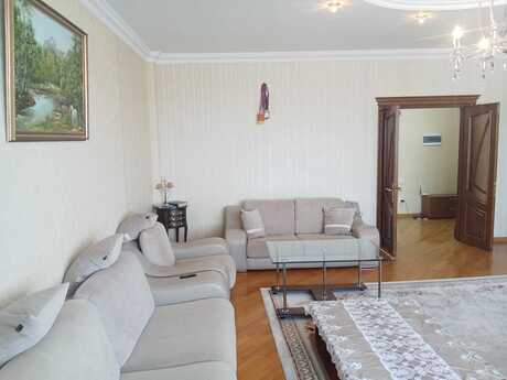 3 otaqlı mənzil, 124 m², İnşaatçılar: 360 000 ₼ 3
