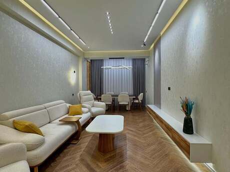 Kirayə 2 otaqlı mənzil, 90 m², Nərimanov: 1 200 ₼/ay 2