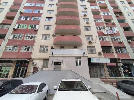 м. Ази Асланов