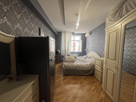 2 otaqlı mənzil, 94 m², Neftçilər: 280 000 ₼ 3