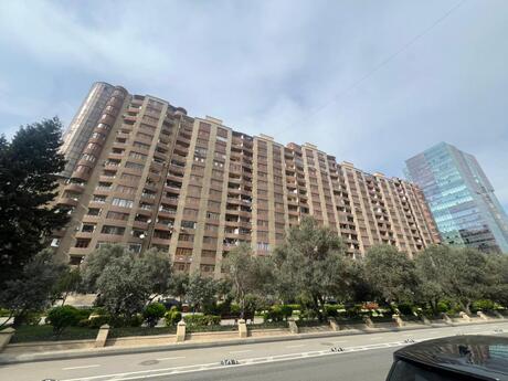 Elan №6206156 - Bakı, Şah İsmayıl Xətai m., 3 otaqlı, 115 m², 4/17 mərtəbə