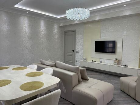 3 otaqlı yeni tikili - Şah İsmayıl Xətai m. - 127 m²