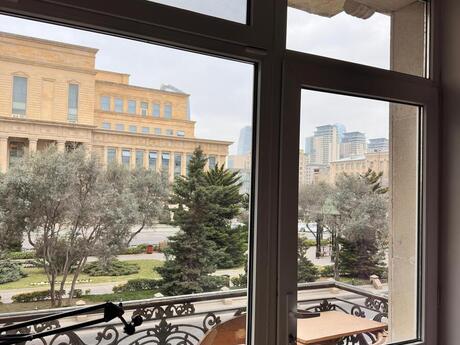 Şah İsmayıl Xətai m.