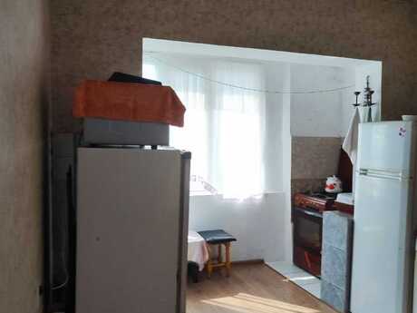 3 otaqlı köhnə tikili - Həzi Aslanov m. - 80 m²