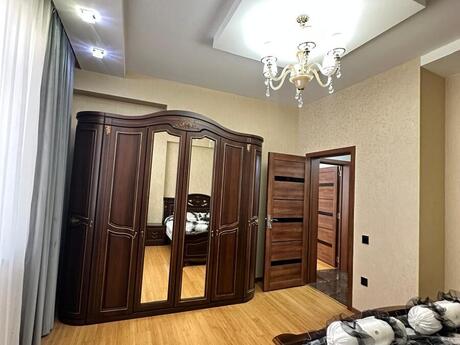 3-room apartment for rent, 120 m², Elmlər Akademiyası: 1 300 ₼/mo 5