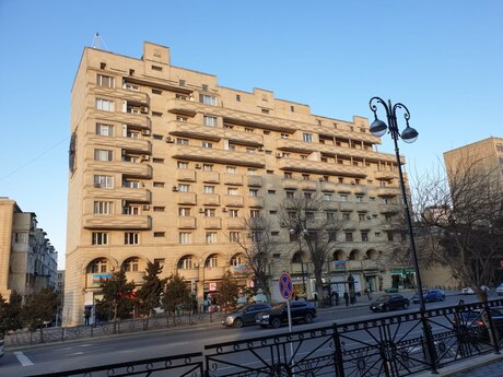 Elan №6206535 - Bakı, Elmlər Akademiyası m., 3 otaqlı, 91 m², 9/10 mərtəbə