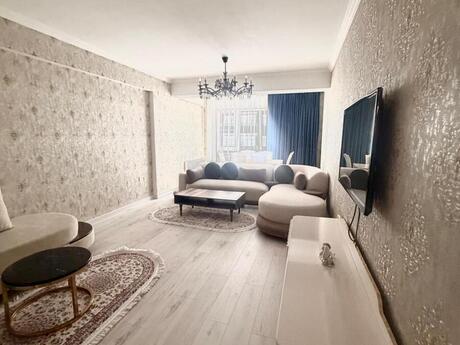 Kirayə 3 otaqlı mənzil, 141 m², Park Azure: 1 700 ₼/ay 2