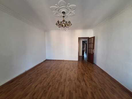 3 otaqlı mənzil, 90 m², İçəri Şəhər: 320 000 ₼ 3