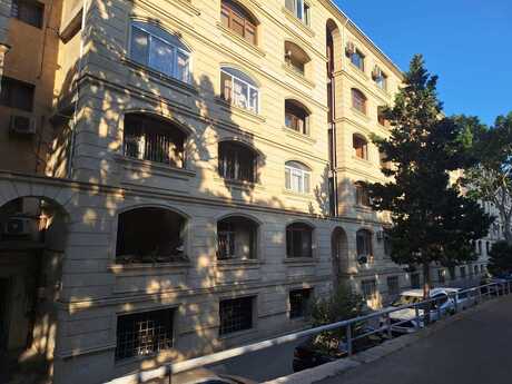 3 otaqlı mənzil, 90 m², İçəri Şəhər: 320 000 ₼ 2