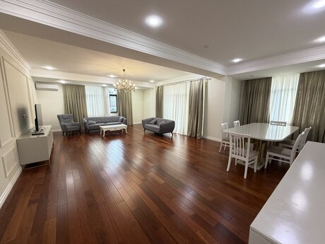 Elan №6207101 - Bakı, Nəriman Nərimanov m., 4 otaqlı, 180 m², 8/16 mərtəbə