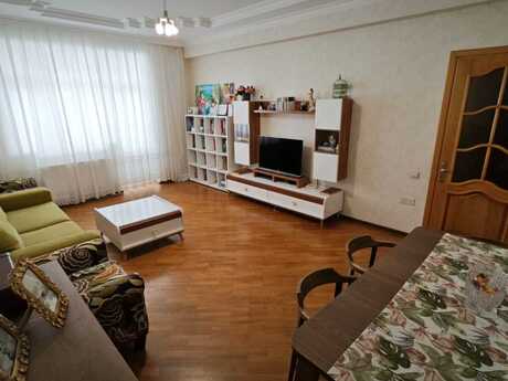 Объявление №6207151 - Баку, пос. 8-й мкр, 3-комн., 120 м², 7/10 этаж