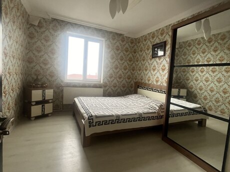 4-комн. вторичка - м. Автовокзал - 90 м²
