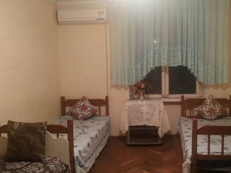 м. Элмляр Академиясы